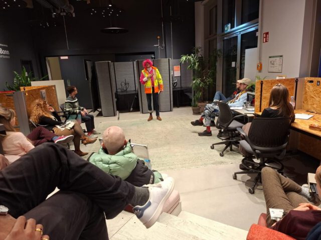 This Thursday, Bonn International Toastmasters turned a grey January evening into a rainbow of fun! ๐ด๐ ๐ก๐ข๐ต๐ฃ Bold outfits, laughter, and fearless storytelling filled the room.
What makes Toastmasters special?
- Share stories that inspire
- Think on your feet with Table Topics
- Learn and grow with supportive feedback
๐ Stars of the night: Svetlana, Jonas & Catriona
Curious? Step in, speak up, and leave more confident than ever! ๐ฅ
๐ง๐ต๐๐ฟ๐๐ฑ๐ฎ๐ ๐ฑ๐๐ต ๐๐ฒ๐ฏ๐ฟ๐๐ฎ๐ฟ๐, ๐ฒ.๐ฐ๐ฑ๐ฝ๐บ
๐๐ฒ๐๐ถ๐ด๐ป ๐ข๐ณ๐ณ๐ถ๐ฐ๐ฒ ๐ถ๐ป ๐๐ผ๐ป๐ป
#Toastmasters #Bonn #PublicSpeaking #LeadershipDevelopment #Community LearningTogether ClashingClothesDay